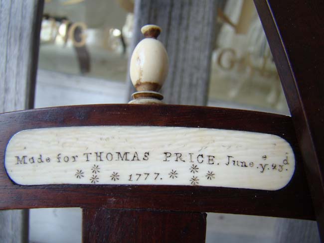 An exremely fine and rare Mahogany framed Mariner's Octant dated June 23, 1777 — image 2